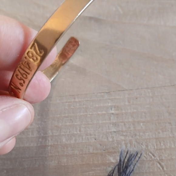 Coordinates Collection Legend Cuff Bracelet /Disney /Cinderella Castle - Picture 4 of 7